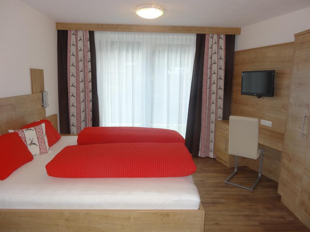 Appartementhaus Naturquell Sankt Leonhard im Pitztal Room photo